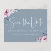 Dusty Blue Mauve Floral Save the Date Ankündigungspostkarte (Vorderseite)