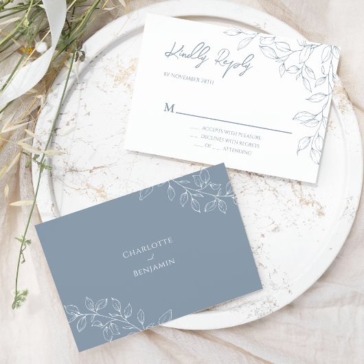 Dusty Blue Minimal Leaf Wedding RSVP Karte