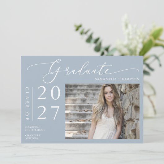 Dusty Blue Minimal Script School Abschluss Foto Einladung (Stehend Vorderseite)