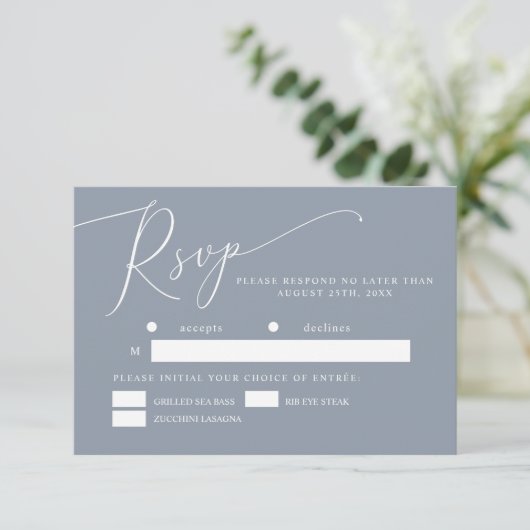 Dusty Blue Minimal Wedding Meal Choice RSVP Karte (Stehend Vorderseite)