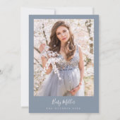 Dusty Blue Minimalistisch Modern Boho Baby Dusche Einladung (Rückseite)