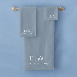 Dusty Blue Minimalistisch Modern Monogram Elegant Badhandtuch Set