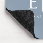 Dusty Blue Minimalistisch Modern Monogram Elegant Mousepad (Ecke)