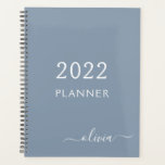 Dusty Blue Minimalistisch Modern Monogram Elegant Planer<br><div class="desc">Einführen in unsere Dusty Blue Minimalistisch Modern Monogram Elegant Collection: Erhöhen Sie Ihren Stil mit schlichter Eleganz und zeitlosem Charme. Unsere Kollektion präsentiert minimalistische Designs in einer beruhigenden, staubblauen Farbe, die durch elegante Monogramme nach Ihrem Geschmack ergänzt wird. Von der edlen Schreibwaren bis hin zum vielseitigen Zubehör - jedes Stück...</div>