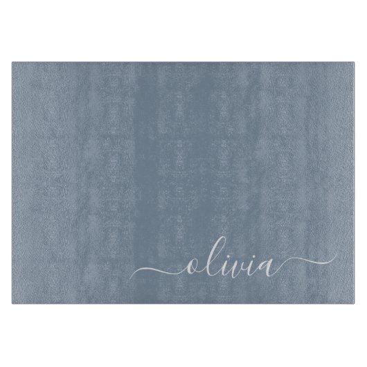 Dusty Blue Minimalistisch Modern Monogram Elegant Schneidebrett (Vorderseite)
