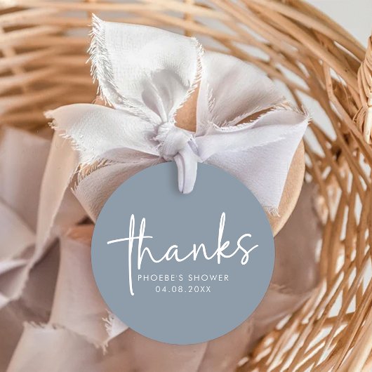 Dusty Blue Minimalistisch Script Brautparty Geschenkanhänger