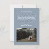 Dusty Blue Minimalistisch Thankful Script Wedding Dankeskarte (Rückseite)