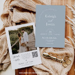 Dusty Blue Minimalistisch Wedding QR Code Foto Einladung<br><div class="desc">Diese Einladung enthält eine elegante und moderne Typografie, die eine saubere und einfache Serifentypografie mit einem staubblauen Hintergrund verleiht. Die Einfachheit und das saubere Design dieser Einladung funktioniert gut mit allen Hochzeitsthemen und definitiv eine großartige Ergänzung zu Ihrer Hochzeit. Einfach Namen und Formulierungen in ein paar einfachen Schritten anpassen und...</div>