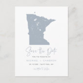 Dusty Blue Minnesota Map QR-Code Save the Date Ankündigungspostkarte (Vorderseite)