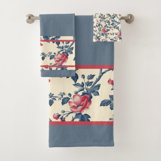Dusty Blue mit Rot und Blau Toile de Jouy Trim Badhandtuch Set (Insitu)