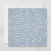 Dusty Blue mit White Mandala Square Einladung (Rückseite)