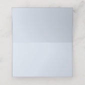 Dusty Blue Mixed Schriftart Hochzeitstorte Platzka Platzkarte (Innenseite Aufgefaltet)