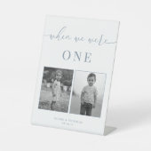 Dusty Blue Modern Elegante Hochzeitzeitzeitzeitzei Sockelschild (Vorderseite)