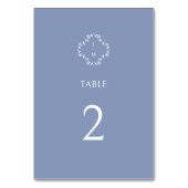Dusty Blue Modern Floral Monogram Wedding Tischnummer (Vorderseite)