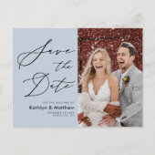 Dusty Blue Modern Foto Wedding Save the Date Ankündigungspostkarte (Vorderseite)