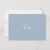 Dusty Blue Modern Minimalistisch Monogram Wedding RSVP Karte (Rückseite)
