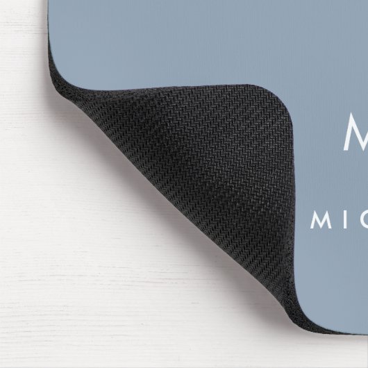 Dusty Blue | Modernes Monogramm Mousepad (Ecke)