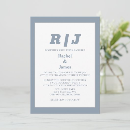 Dusty Blue Monogram Elegant Minimal Style Wedding Einladung (Stehend Vorderseite)