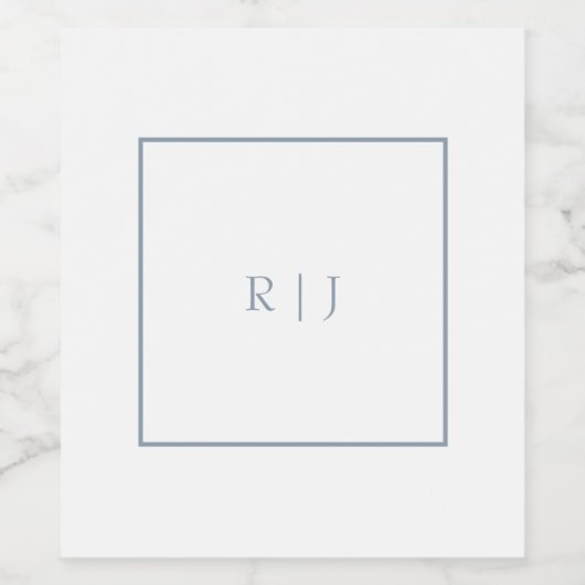 Dusty Blue Monogram Initials Modern Wedding Weinetikett (Einzelnes Label)