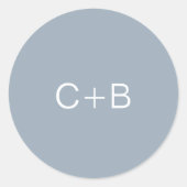Dusty Blue Monogram Modern Wedding Runder Aufkleber (Vorderseite)