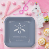 Dusty Blue Monogram und Arrows Wedding Pappteller (Party)