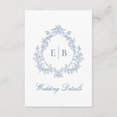 Dusty Blue Monogram Wappen Wedding Details QR Code Begleitkarte (Vorderseite)
