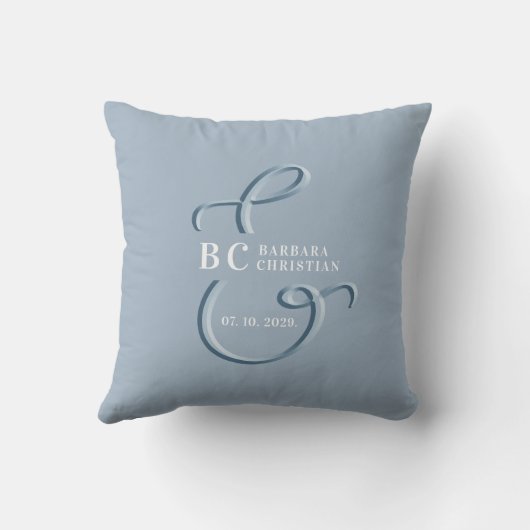 Dusty Blue Monogram Wedding Kissen (Rückseite)