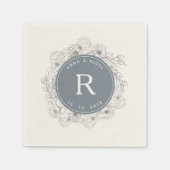 Dusty Blue Monogram Wedding Serviette (Vorderseite)