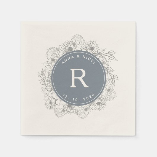 Dusty Blue Monogram Wedding Serviette (Vorderseite)