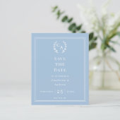 Dusty blue monogram wreath wedding Save the Date  (Stehend Vorderseite)