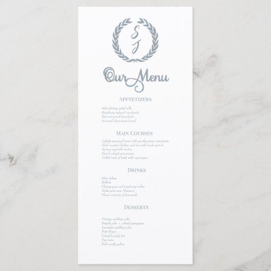 Dusty Blue Monogram Wreath White Dinner Menu Menükarte (Vorderseite)