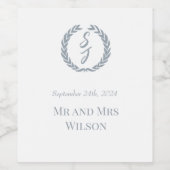 Dusty Blue Monogram Wreath White Weinetikett (Einzelnes Label)