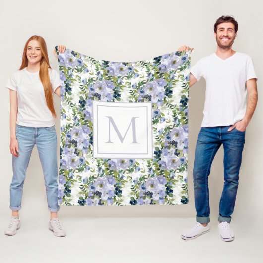 Dusty Blue Navy Watercolor Floral Monogram Fleecedecke (Beispiel)