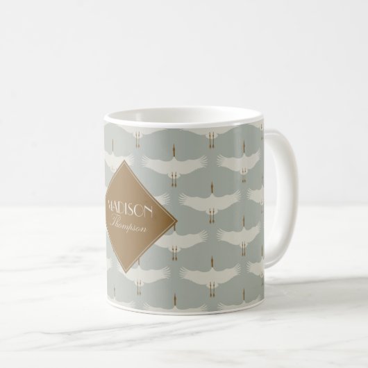 Dusty Blue Neutral Birds Krane Art Deco Monogramm Kaffeetasse (VorderseiteRechts)