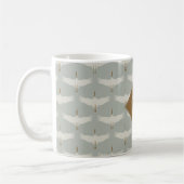 Dusty Blue Neutral Birds Krane Art Deco Monogramm Kaffeetasse (Links)