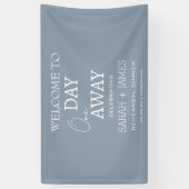 Dusty Blue One Day Away Probe Dinner Hochzeit Banner (Vertikal)
