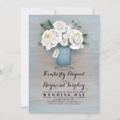 Dusty Blue Painted Mason Jar Rustic Floral Wedding Einladung (Vorderseite)