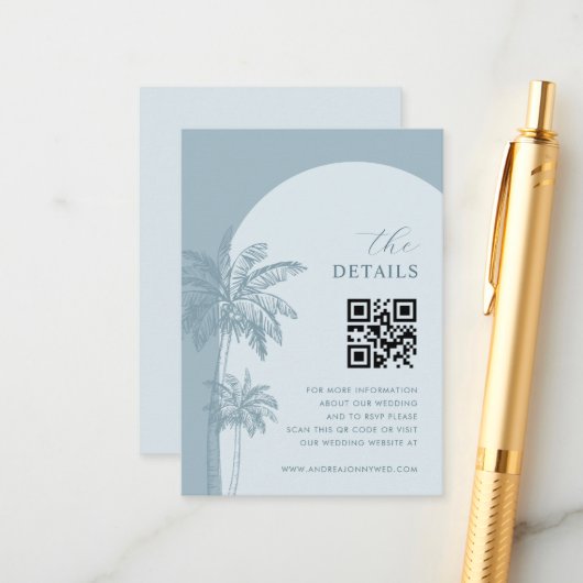 Dusty Blue Palm Trees QR Code Details Hochzeit Begleitkarte (Vorderseite/Rückseite Beispiel)