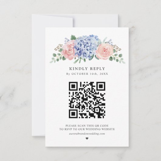 Dusty Blue Pastel Pink Hydrangeas Wedding QR Code RSVP Karte (Vorderseite)