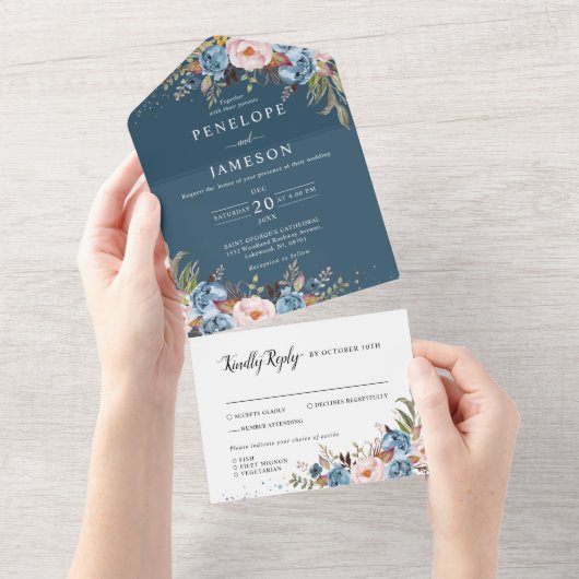 Dusty Blue Peach Blush Botanische Flora Wedding Al All In One Einladung (Abreißen)
