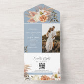 Dusty Blue Peach Floral Wedding QR Einladung (Innen Boden)
