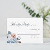 Dusty Blue & Peach Floral Wedding RSVP Card Karte (Stehend Vorderseite)
