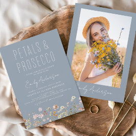 Dusty Blue Petals & Prosecco Wildblume Foto Flyer