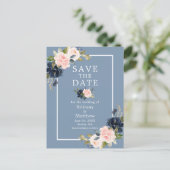 Dusty Blue Pink Blush Floral Save the Date Postkarte (Stehend Vorderseite)