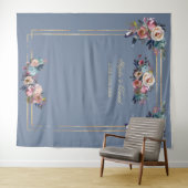 Dusty Blue Pink Floral Gold Frame Foto Stand Prop Wandteppich (Beispiel (Horizontal))