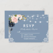 Dusty Blue Pink Floral Lace String Lights Wedding RSVP Karte (Vorne/Hinten)