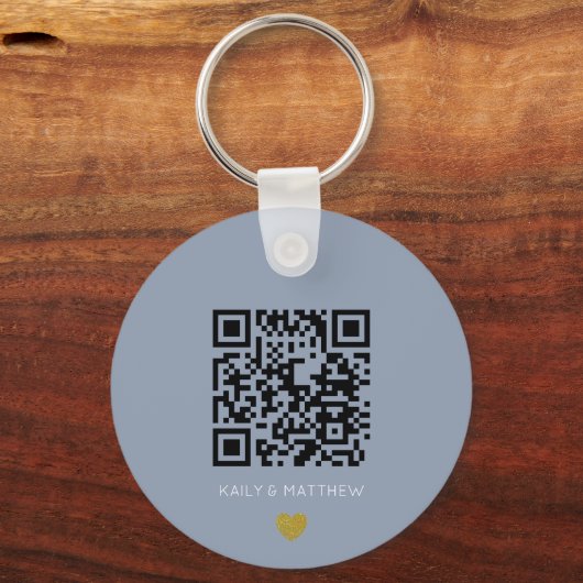 Dusty blue QR Code Wedding Save the Date Schlüssel Schlüsselanhänger (Rückseite)