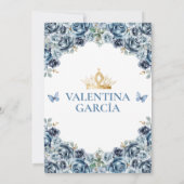 Dusty Blue Quinceañera 15 Anos Flowers Gold Crown Einladung (Rückseite)