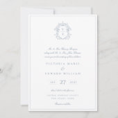 Dusty Blue Regency Wappen Monogram Wedding Einladung (Vorderseite)