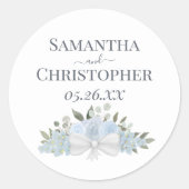 Dusty Blue Rose & Blossoms Bouquet Simple Wedding Runder Aufkleber (Vorderseite)